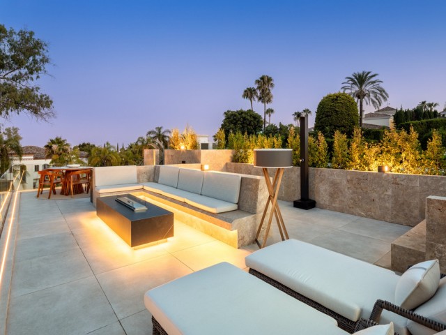 5 Schlafzimmer Villa in Nueva Andalucía