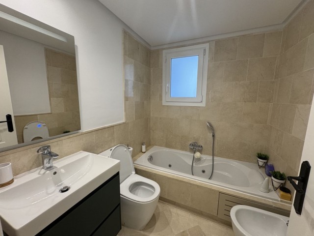 2 Schlafzimmer Apartment in Aloha