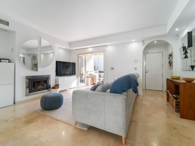 Villa con 4 Dormitorios  en Costabella