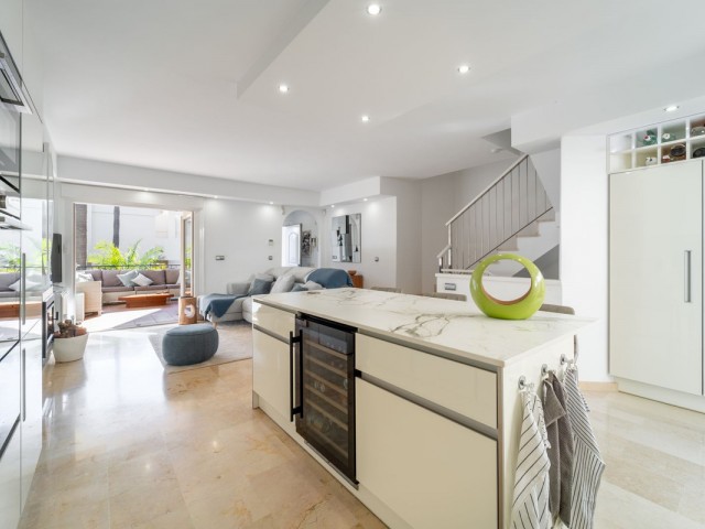 4 Makuuhuoneen Huvila Costabella