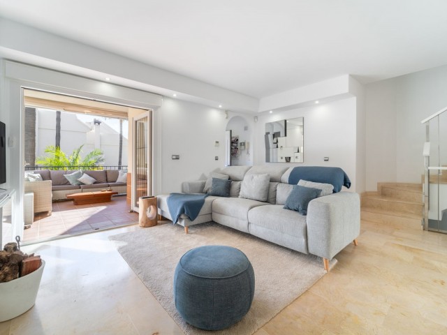 4 Makuuhuoneen Huvila Costabella