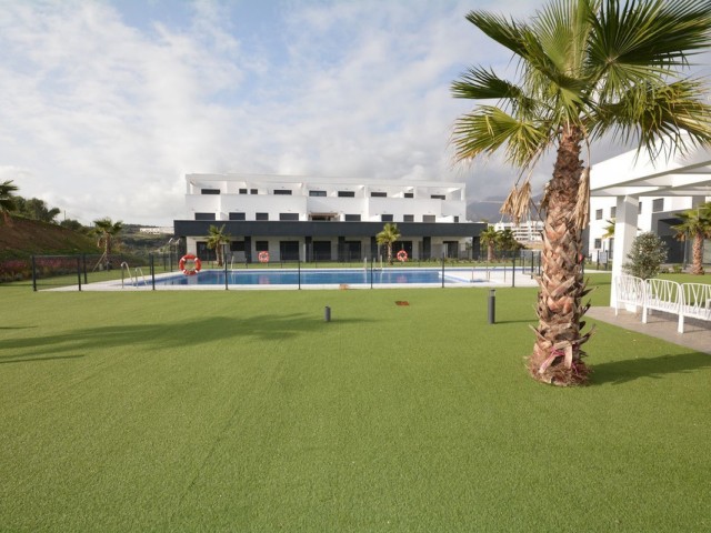 2 Bedrooms Apartment in Estepona