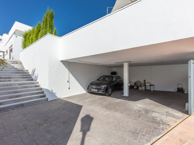 4 Soveroms Villa i La Duquesa