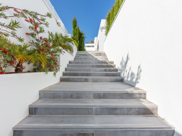 4 Soveroms Villa i La Duquesa