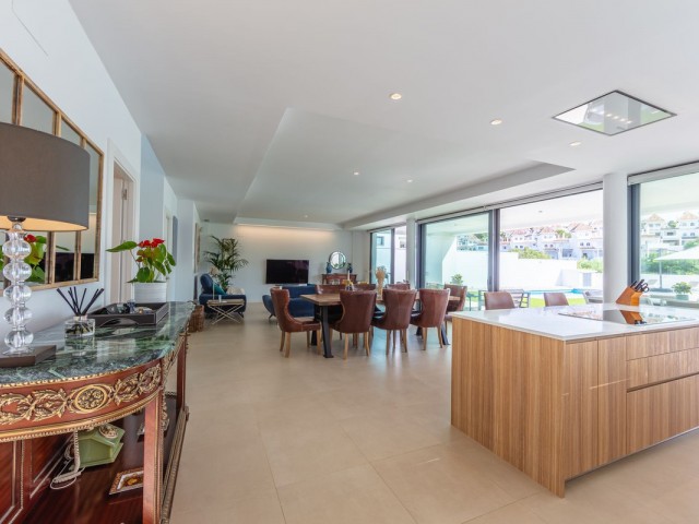4 Soveroms Villa i La Duquesa