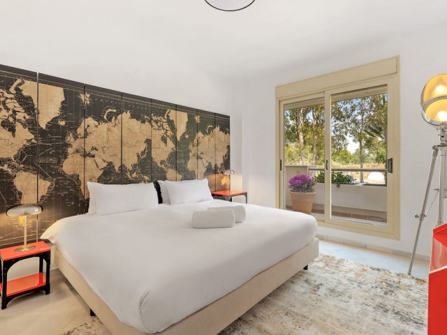 Appartement avec 3 Chambres  à Nueva Andalucía