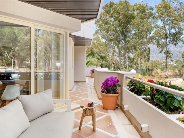 Appartement avec 3 Chambres  à Nueva Andalucía