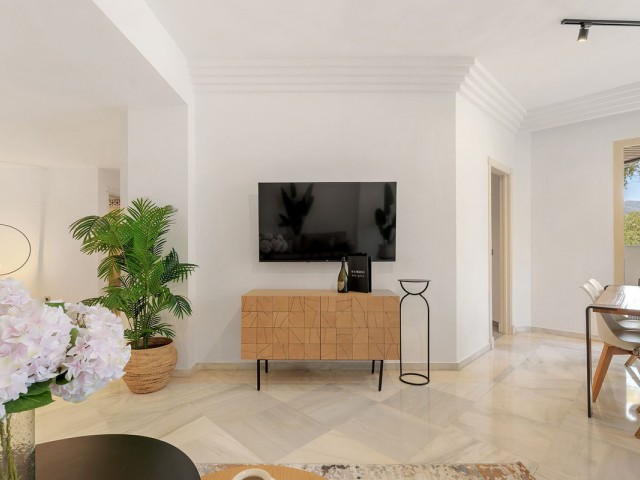 3 Bedrooms Apartment in Nueva Andalucía