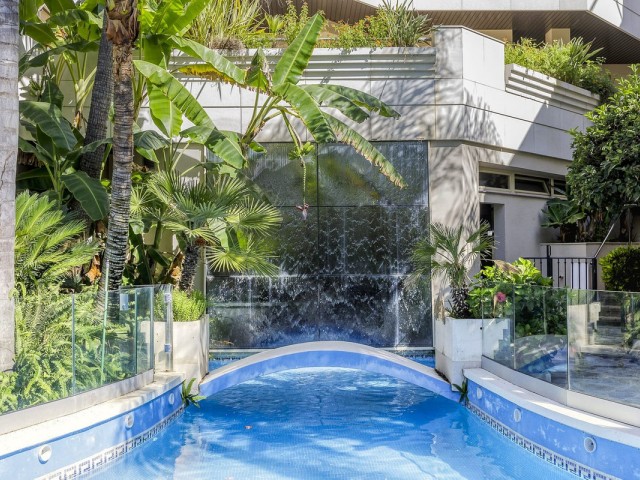 3 Bedrooms Apartment in Nueva Andalucía