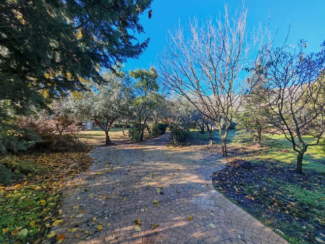 Villa con 3 Dormitorios  en Ojén