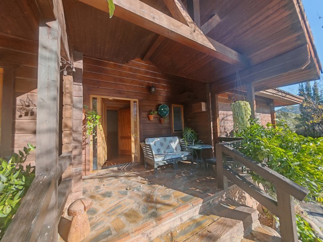 3 Schlafzimmer Villa in Ojén