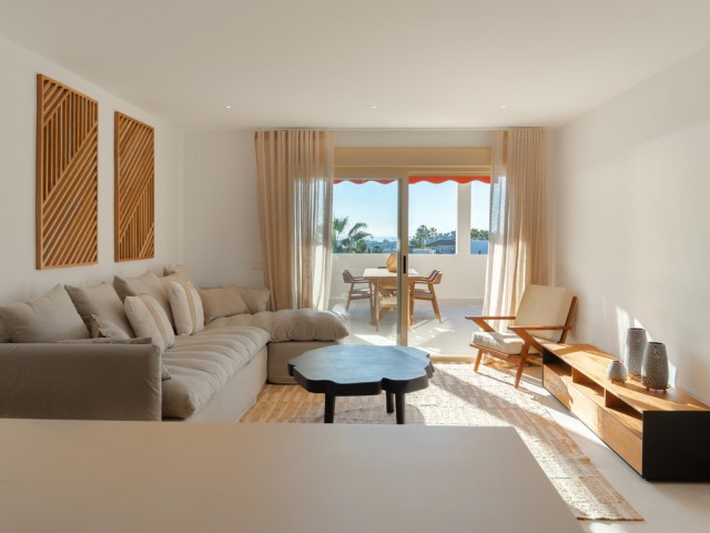 3 Bedrooms Apartment in Nueva Andalucía