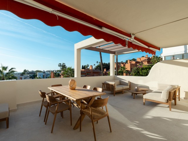 3 Bedrooms Apartment in Nueva Andalucía