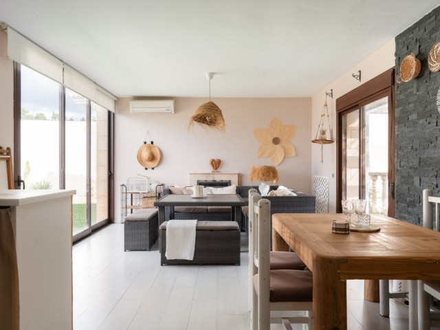 Villa avec 5 Chambres  à Sierrezuela