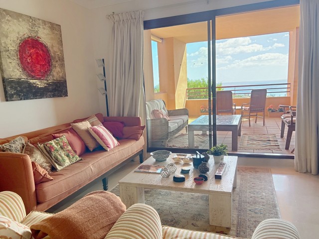 2 Bedrooms Apartment in Manilva