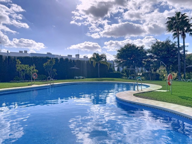 2 Makuuhuoneen Huoneisto Manilva