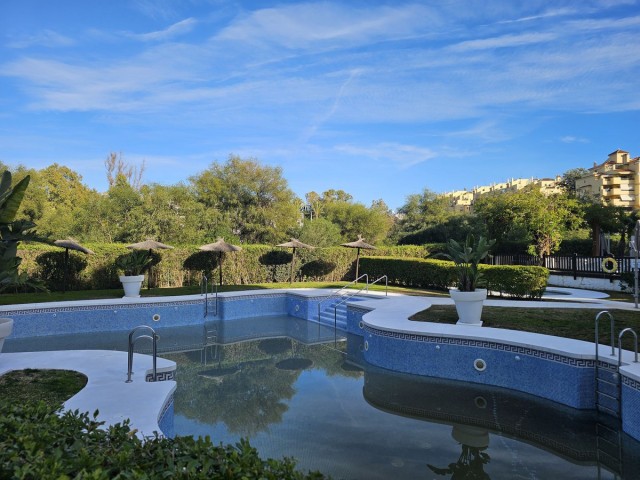 Penthouse avec 3 Chambres  à Selwo