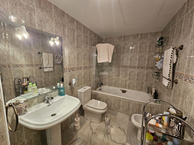 Apartamento con 3 Dormitorios  en Miraflores