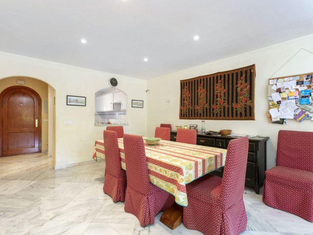 3 Bedrooms Townhouse in Nueva Andalucía