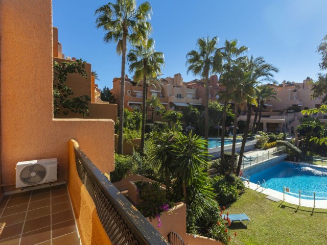 3 Bedrooms Townhouse in Nueva Andalucía