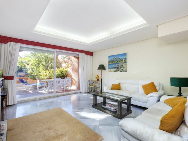 3 Schlafzimmer Reihenhaus in Nueva Andalucía