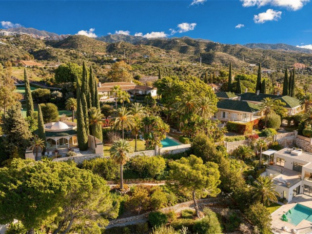 10 Makuuhuoneen Huvila Río Real