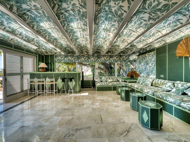 10 Makuuhuoneen Huvila Río Real