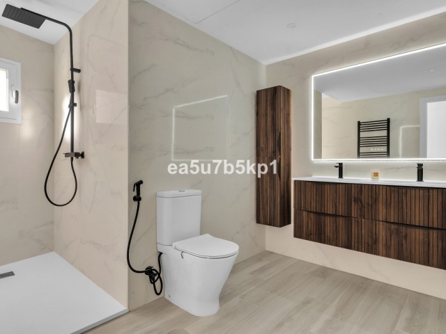 3 Bedrooms Apartment in Nueva Andalucía