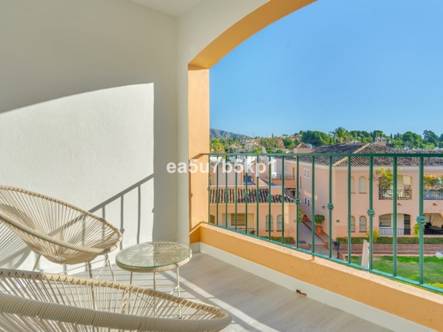 3 Bedrooms Apartment in Nueva Andalucía