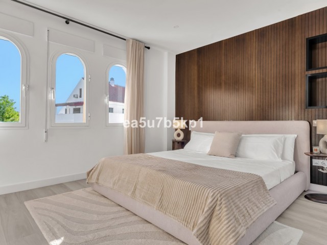 3 Bedrooms Apartment in Nueva Andalucía