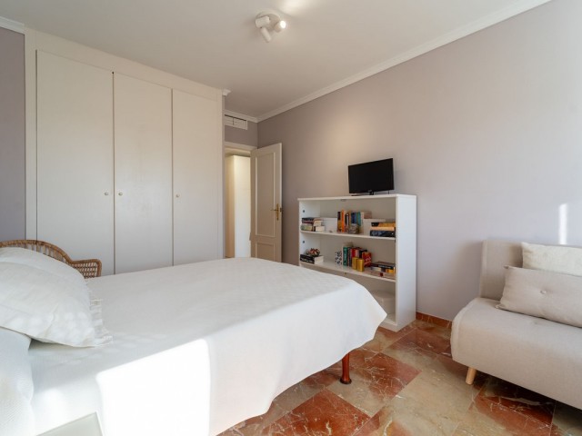 5 Bedrooms Townhouse in Marbella