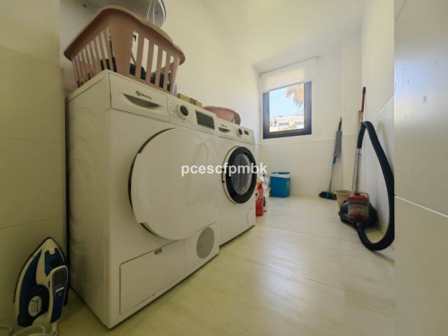 3 Bedrooms Apartment in Estepona