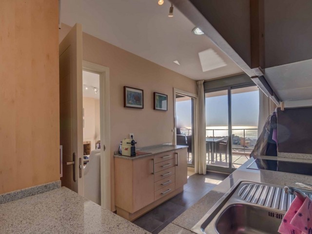 2 Bedrooms Apartment in Calahonda