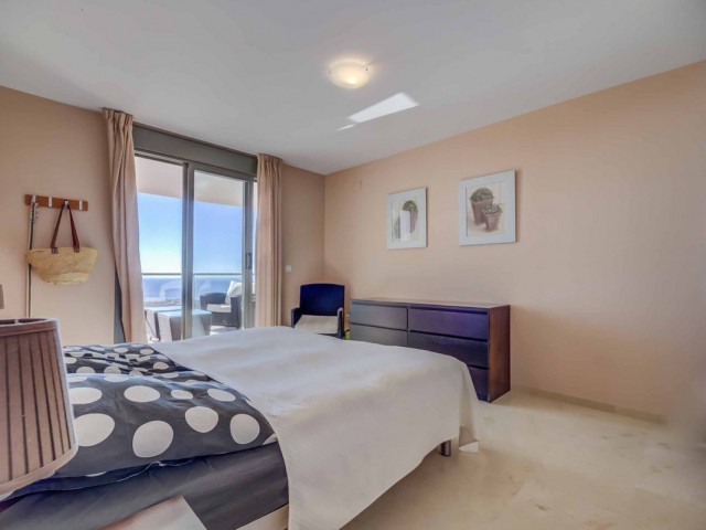 2 Bedrooms Apartment in Calahonda