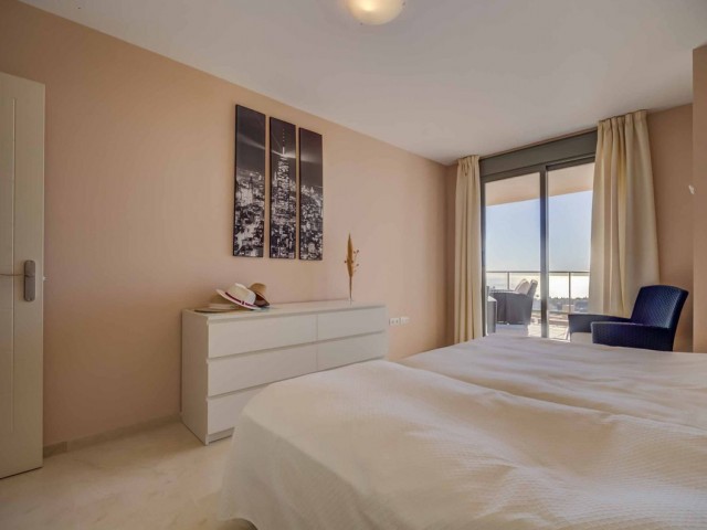 2 Bedrooms Apartment in Calahonda