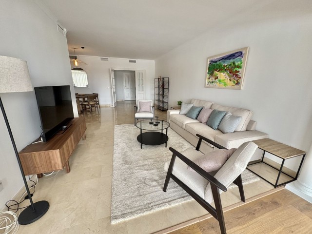 Apartment, La Quinta, R5288896