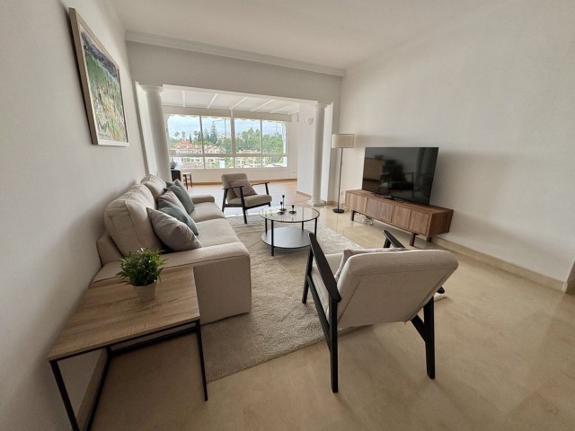 Apartment, La Quinta, R5288896