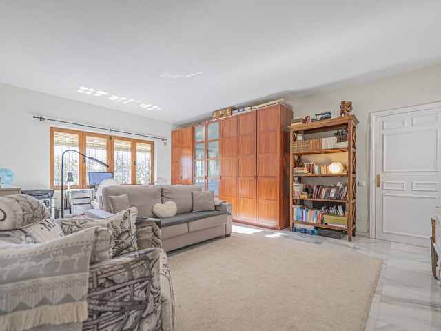 2 Schlafzimmer Apartment in Benahavís