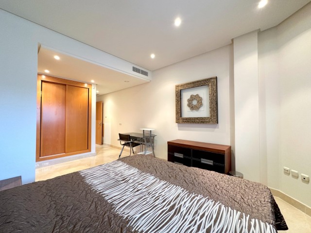 2 Bedrooms Apartment in Puerto Banús