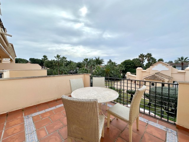 2 Bedrooms Apartment in Puerto Banús