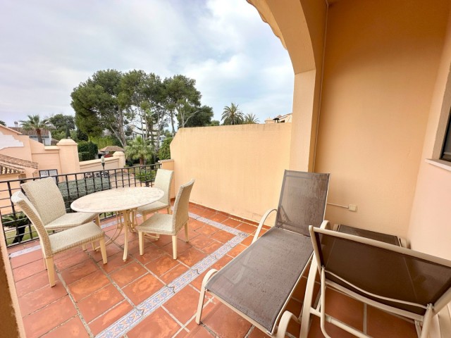 2 Bedrooms Apartment in Puerto Banús