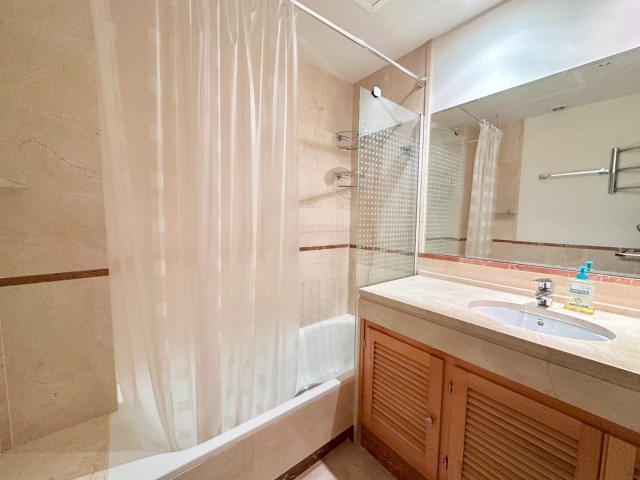 2 Bedrooms Apartment in Puerto Banús