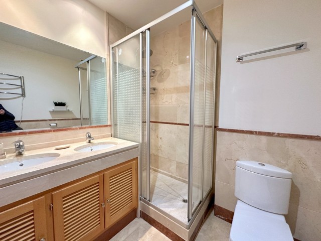 2 Bedrooms Apartment in Puerto Banús