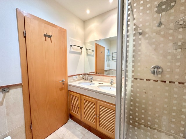 2 Bedrooms Apartment in Puerto Banús