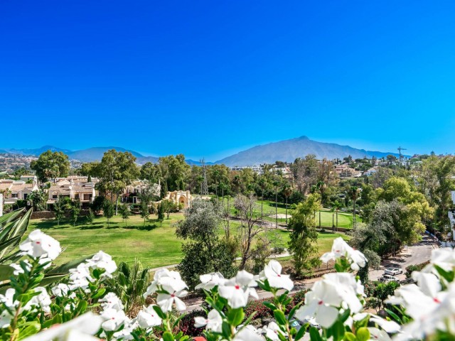 3 Bedrooms Apartment in Guadalmina Alta