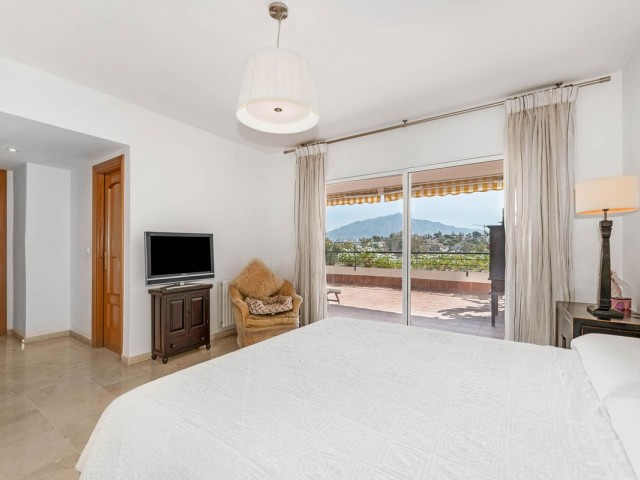 3 Bedrooms Apartment in Guadalmina Alta