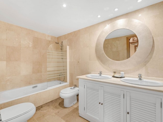 3 Bedrooms Apartment in Guadalmina Alta