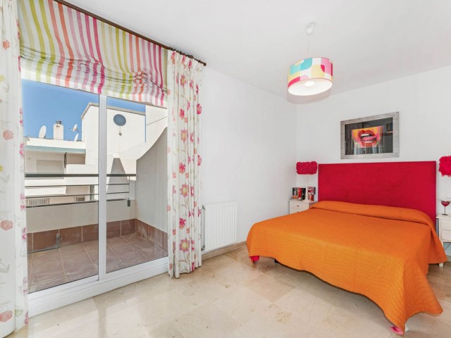 3 Bedrooms Apartment in Guadalmina Alta