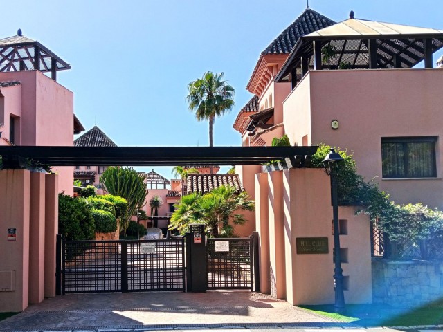 3 Bedrooms Townhouse in Marbella