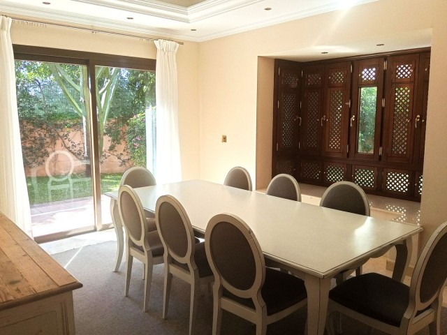 3 Bedrooms Townhouse in Marbella
